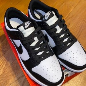 Nike Dunk Men’s Panda Black/White, Size 10.5